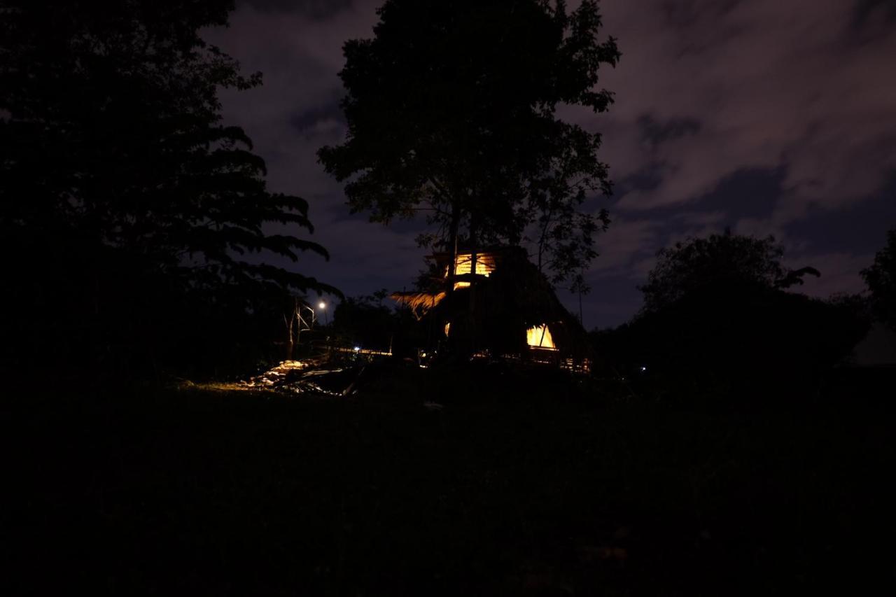 Royal Mountain Hut Hotel Ratchaburi Eksteriør billede