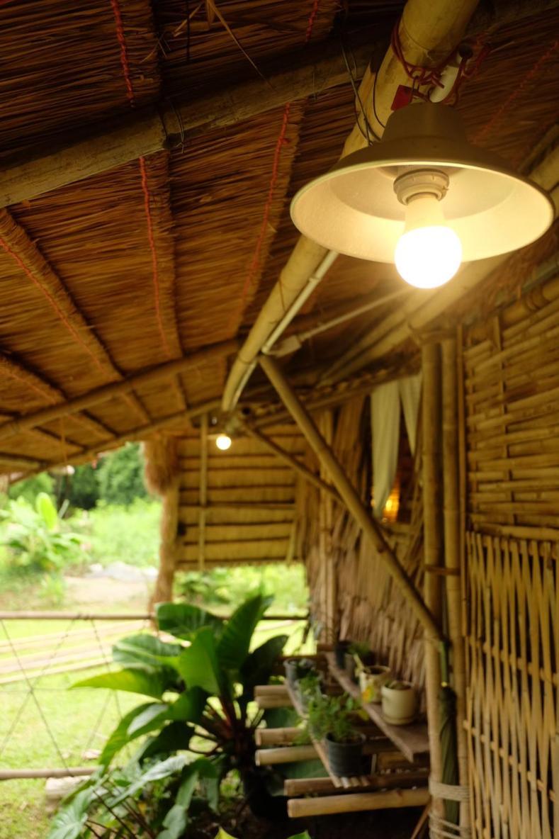 Royal Mountain Hut Hotel Ratchaburi Værelse billede