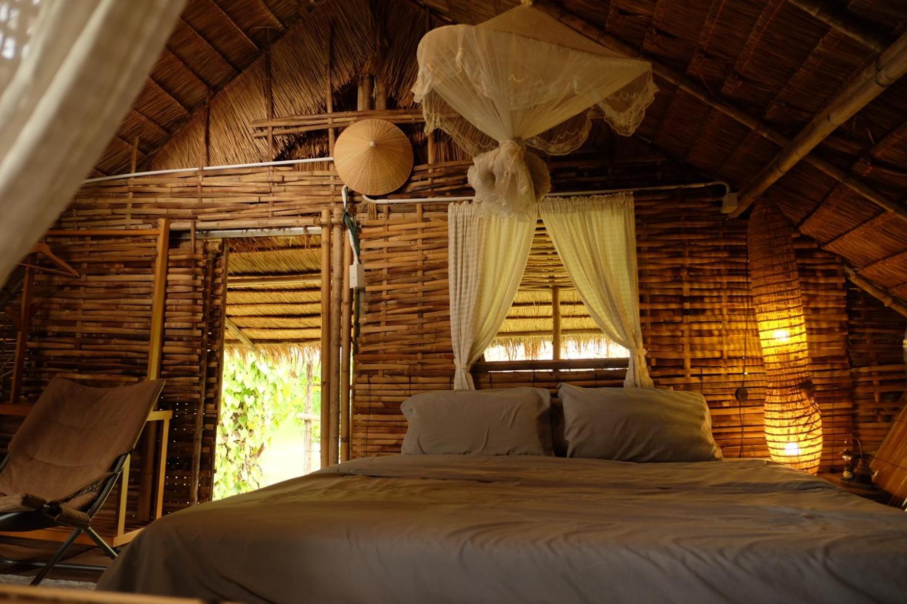 Royal Mountain Hut Hotel Ratchaburi Eksteriør billede